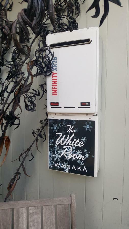 The White Room Wanaka Exterior photo